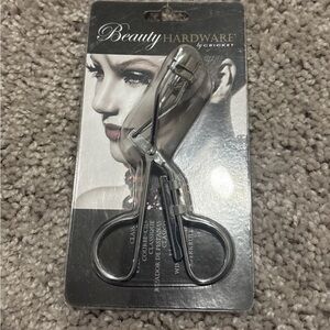 Beauty Hardware by Cricket Eyelash Curler NIB NWT